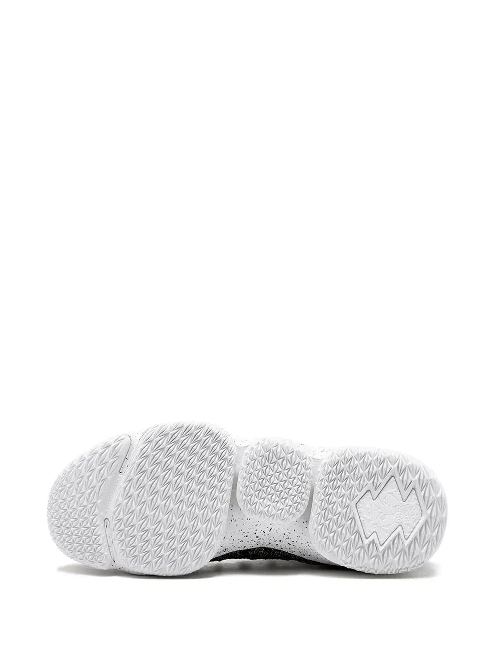 Nike Lebron Xv Sneakers Grazuv Mart