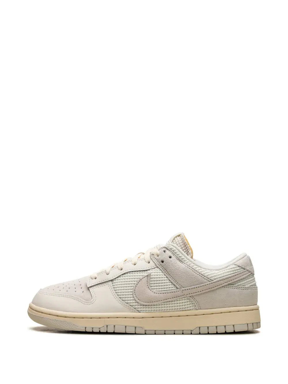 Nike Dunk Lace-Up Sneakers Grazuv Mart