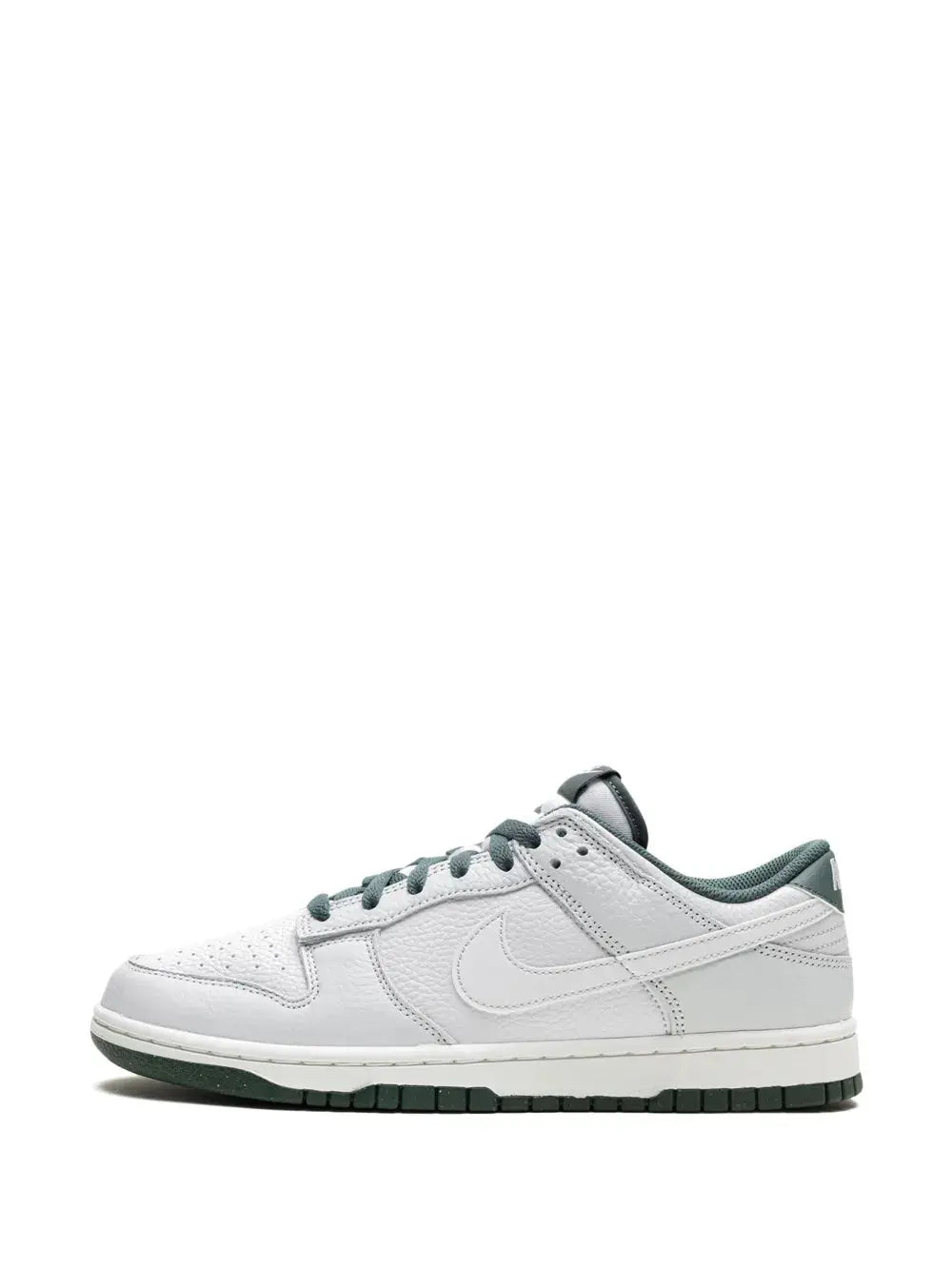 Nike Dunk Low Retro Se Vintage Green Sneakers Grazuv Mart