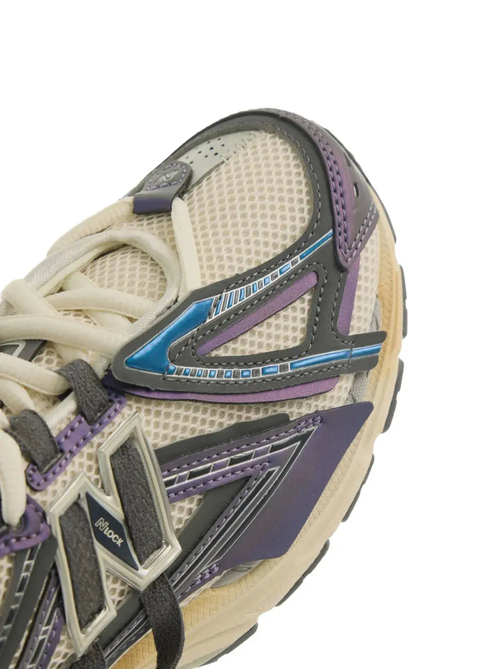 New Balance Colour-Block Sneakers Grazuv Mart