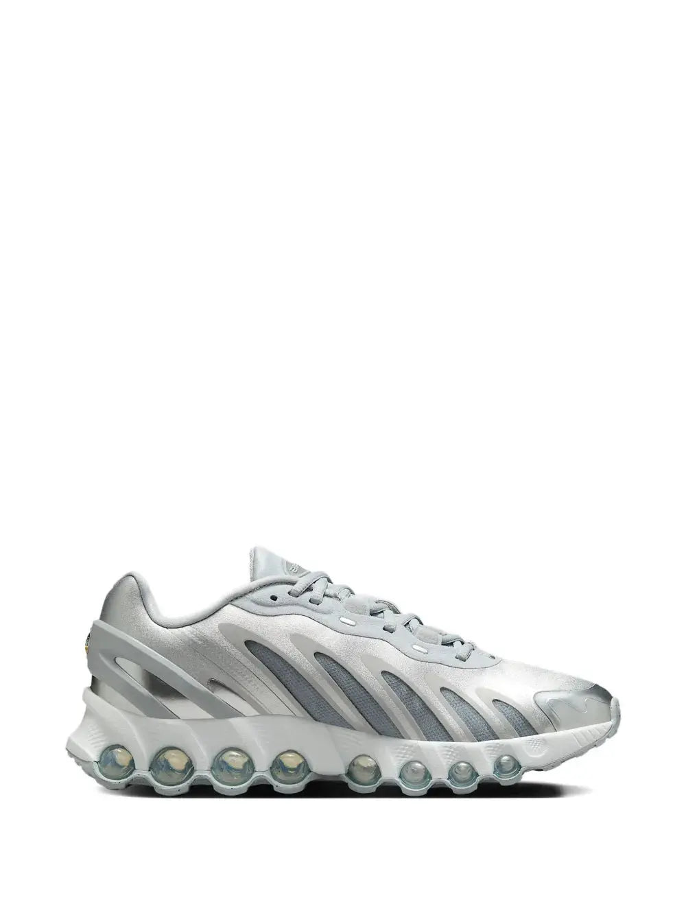 Nike Air Max Dn8 Wolf Grey/Metallic Silver Sneakers Grazuv Mart
