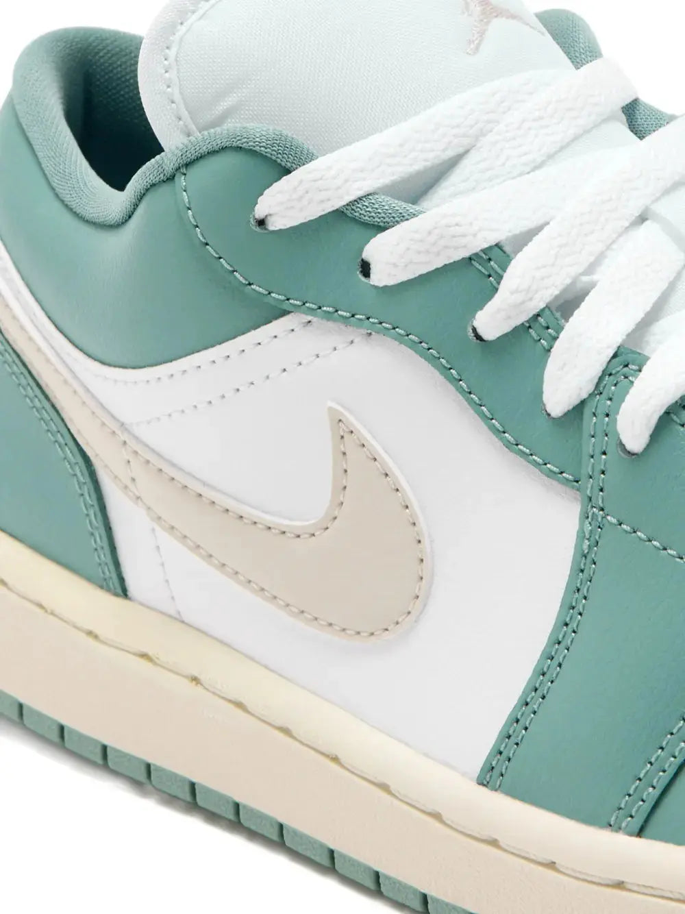 Nike Air Jordan 1 Low Leather Sneakers Grazuv Mart