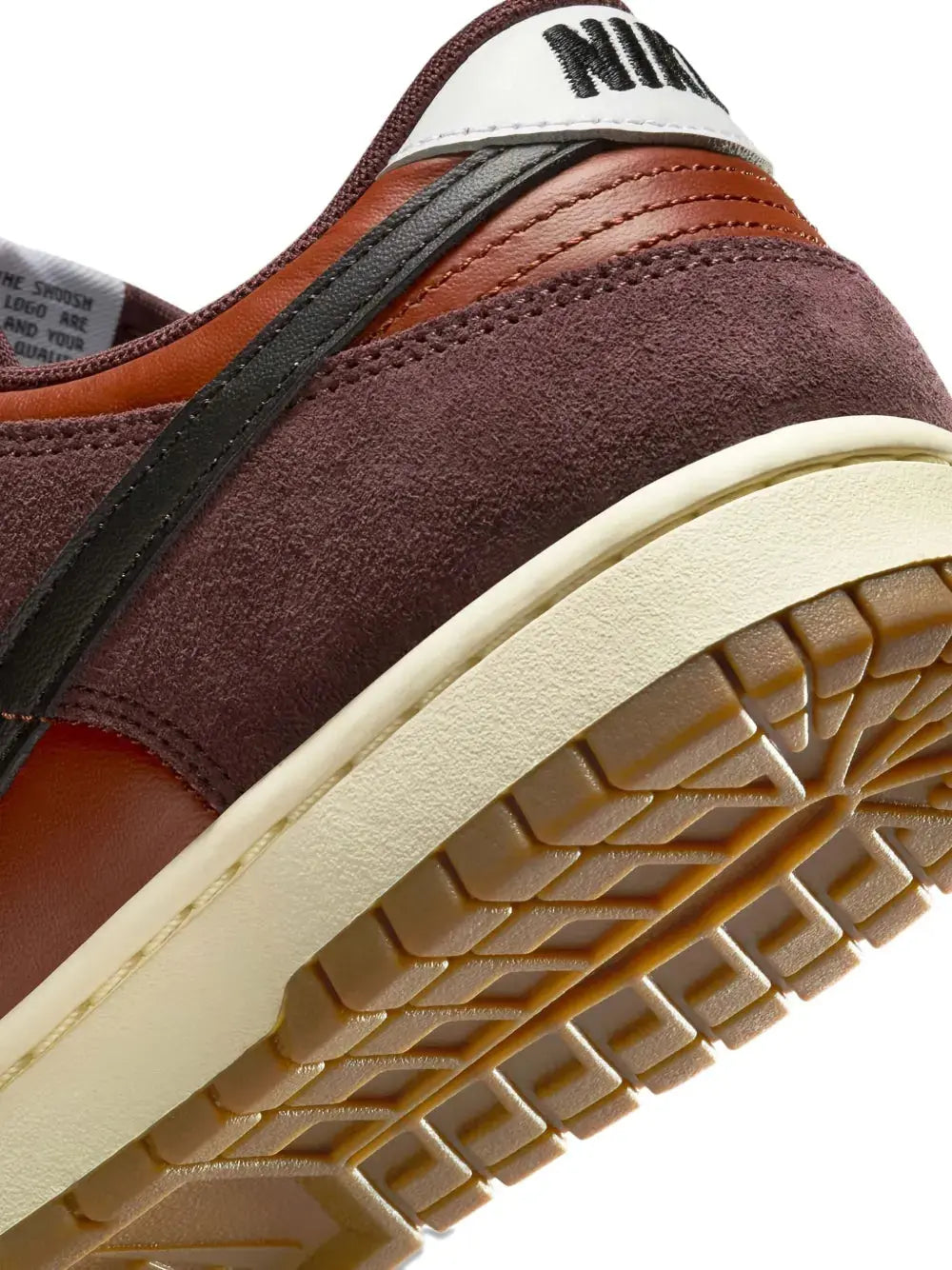 Nike Dunk Low Retro Se Leather Sneakers Grazuv Mart
