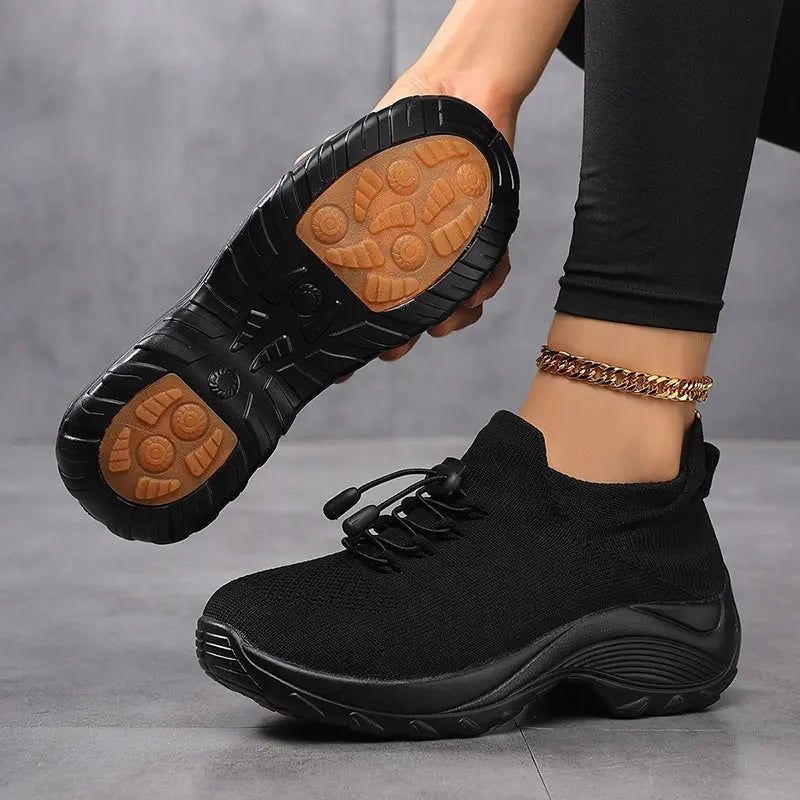 Casual Women's Flyknit Shoes With A Round Toe.