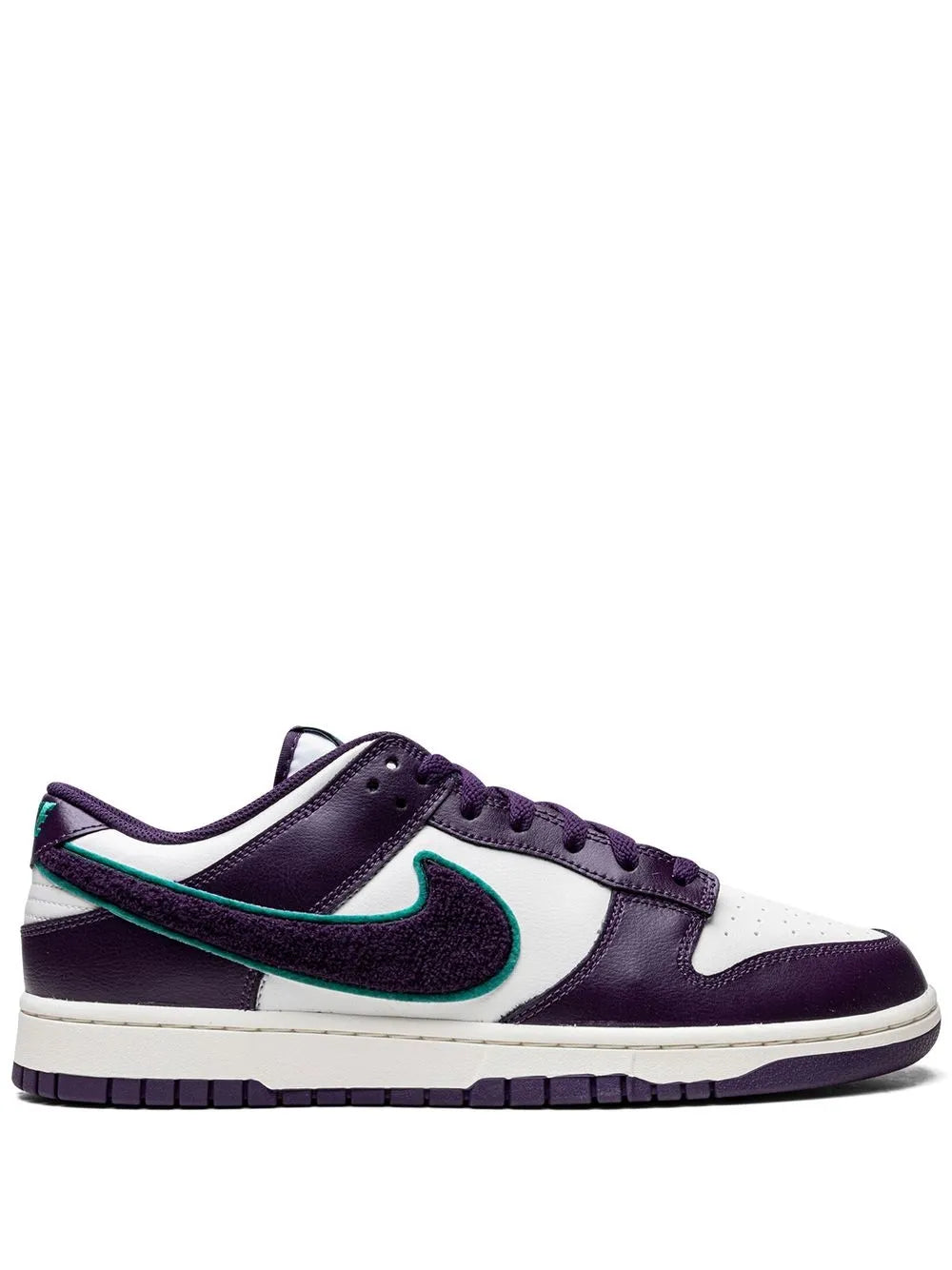 Nike Dunk Low Chenille Swoosh - Grand Purple Sneakers Grazuv Mart