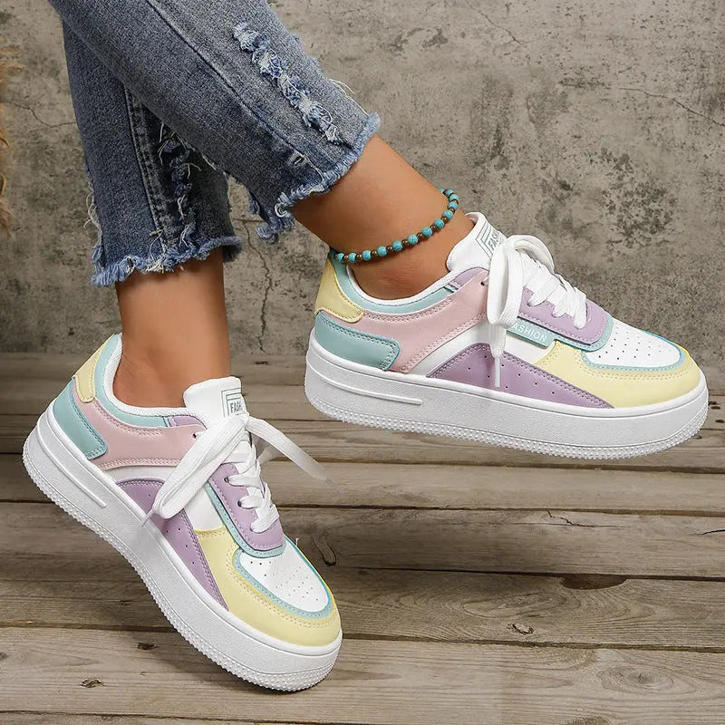 Womens Fashionable Casual Breathable Non-slip Sneakers.