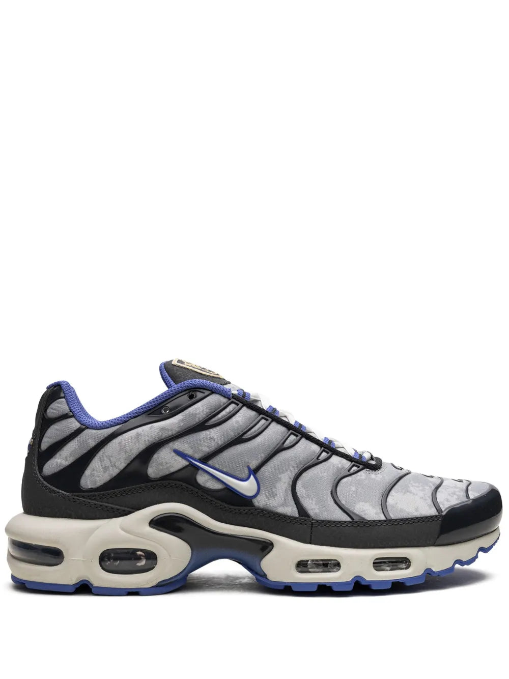 Nike Air Max Plus Se Social F.C. Sneakers Grazuv Mart