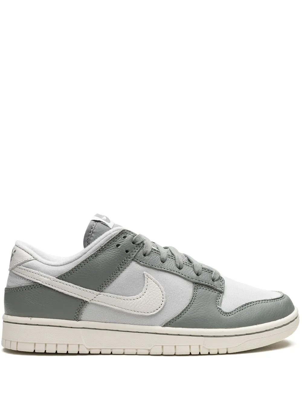 Nike Dunk Low Retro Prm Mica Green Sneakers Grazuv Mart