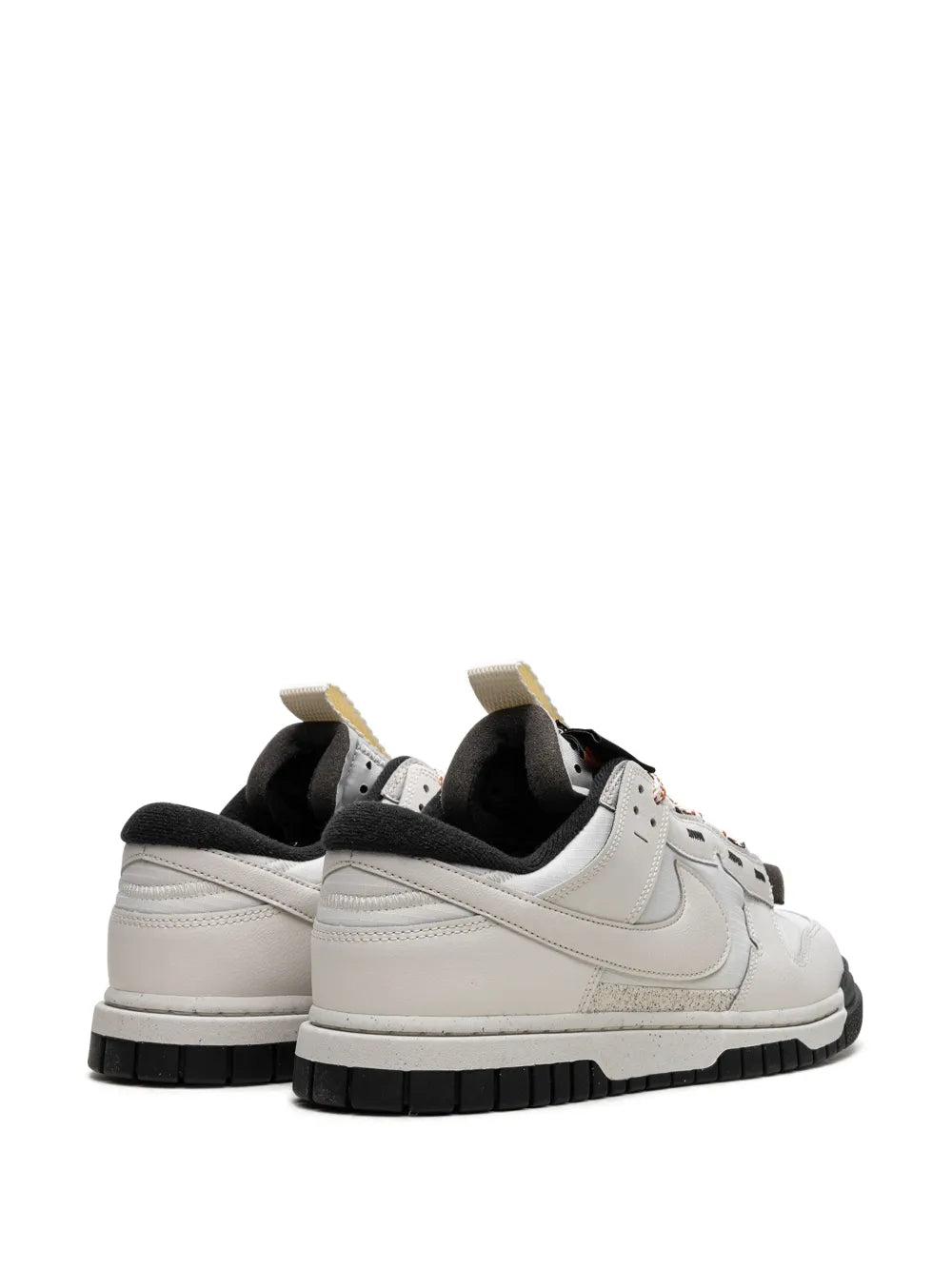 Nike Dunk Low Remastered Sail/Black Sneakers Grazuv Mart