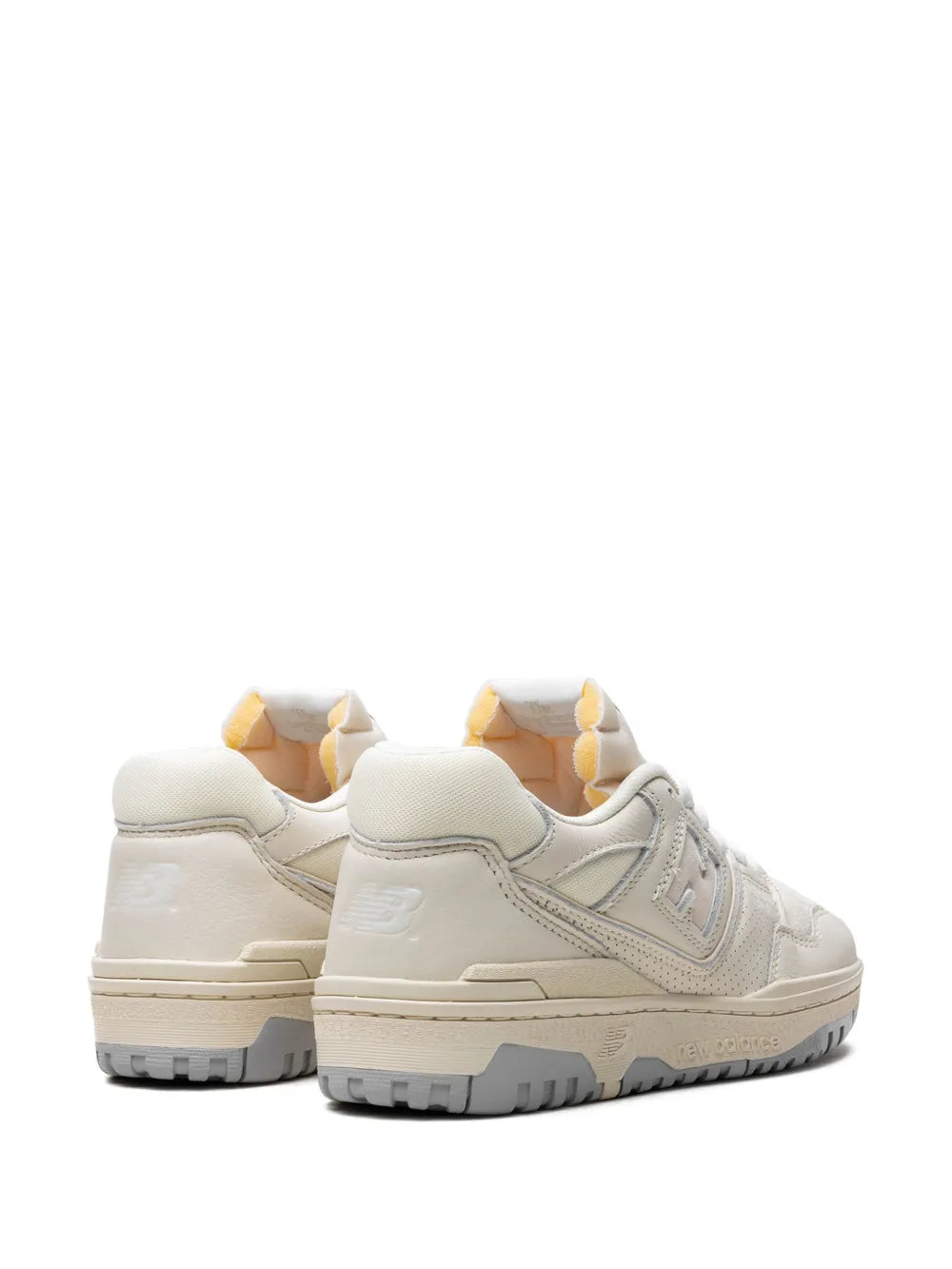 New Balance 550 White/Cream Sneakers Grazuv Mart