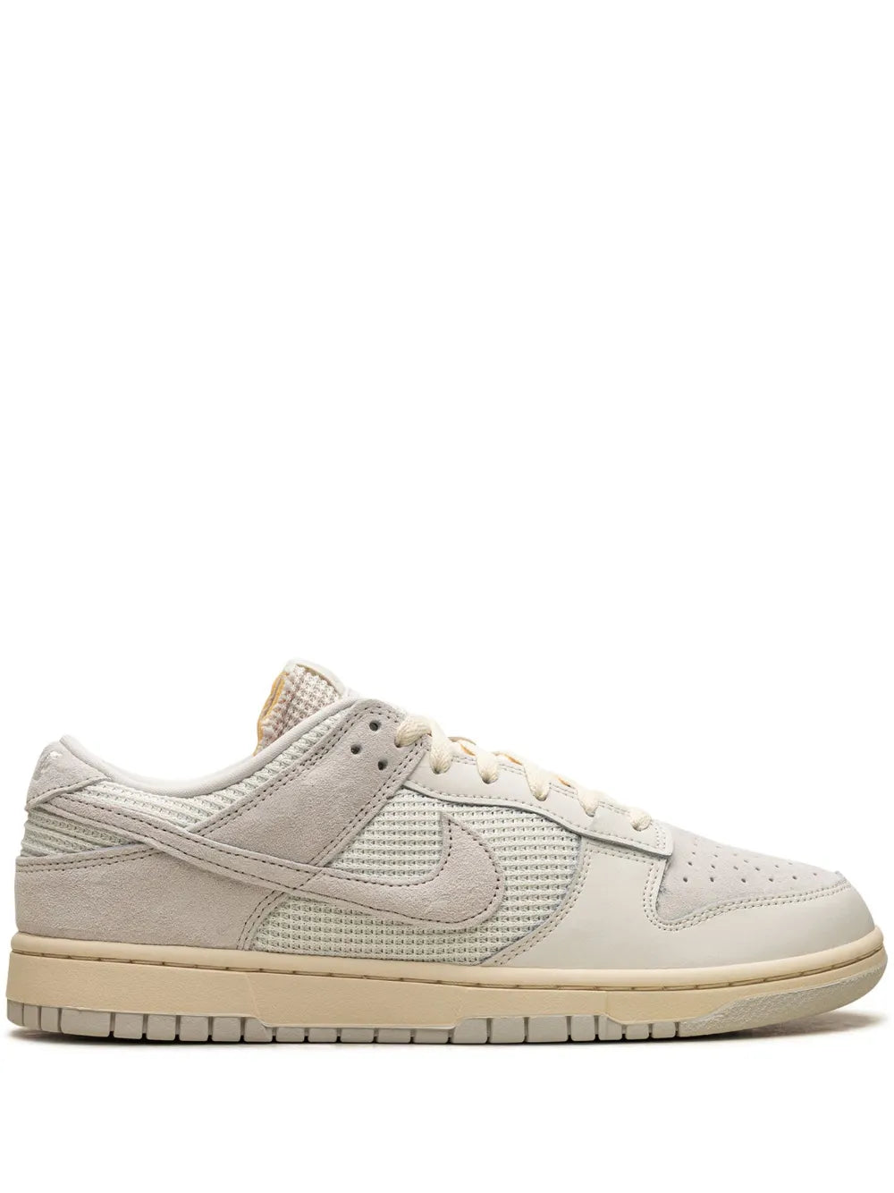 Nike Dunk Lace-Up Sneakers Grazuv Mart