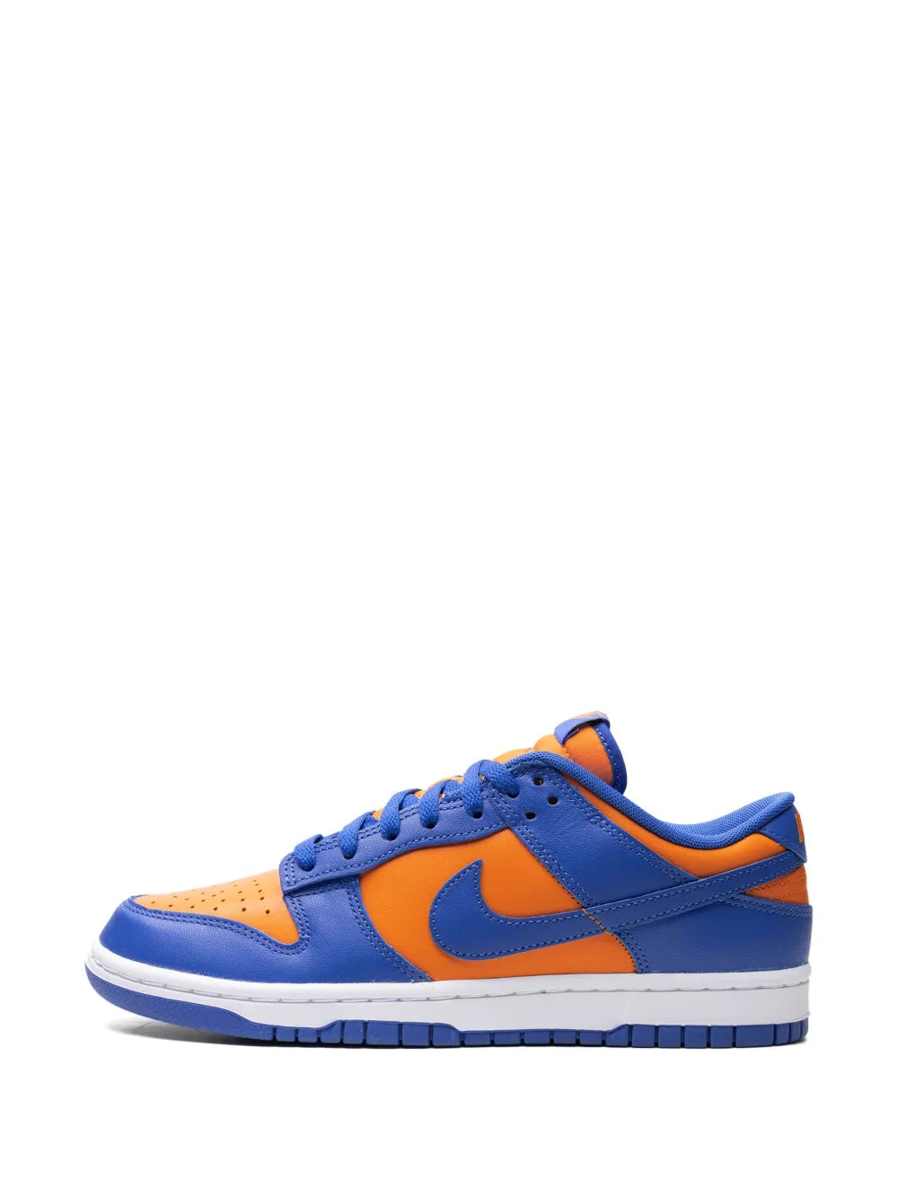 Nike Dunk Low Knicks Sneakers Grazuv Mart