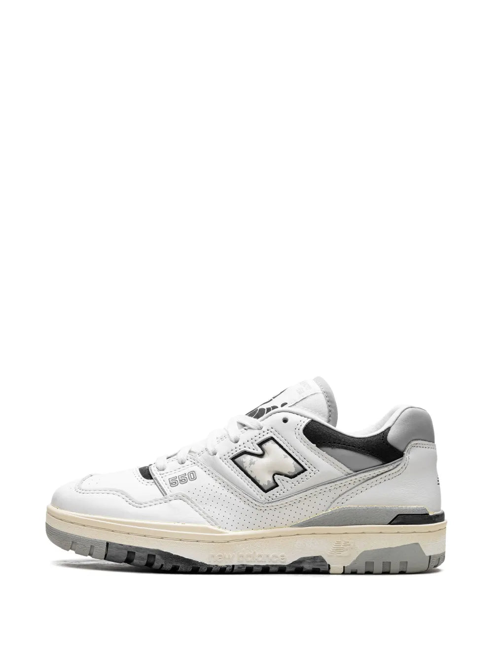 New Balance 550 Vintage White/Black Sneakers Grazuv Mart