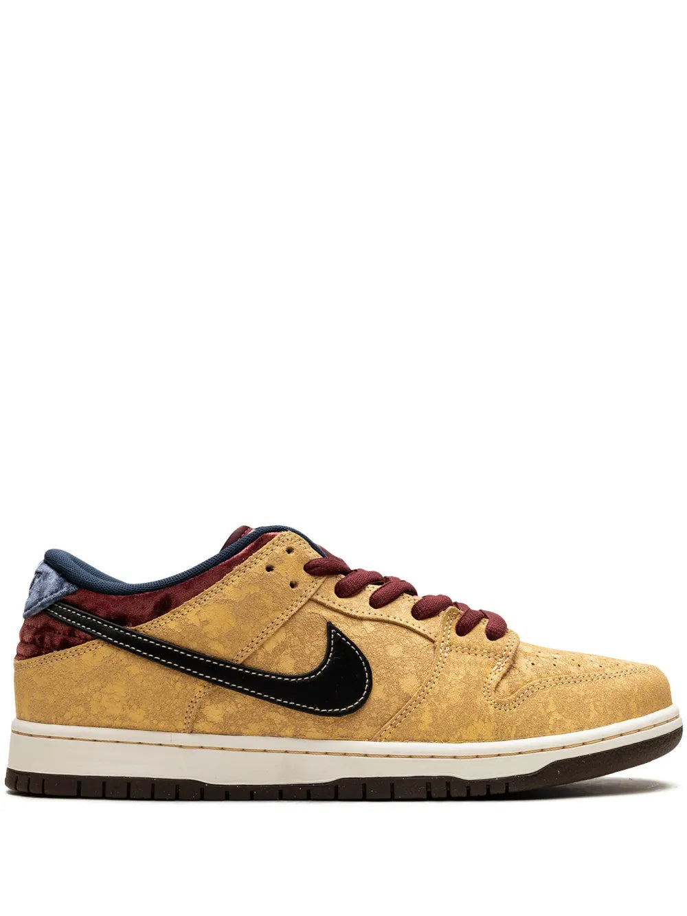 Nike Sb Dunk City Of Cinema Sneakers Grazuv Mart