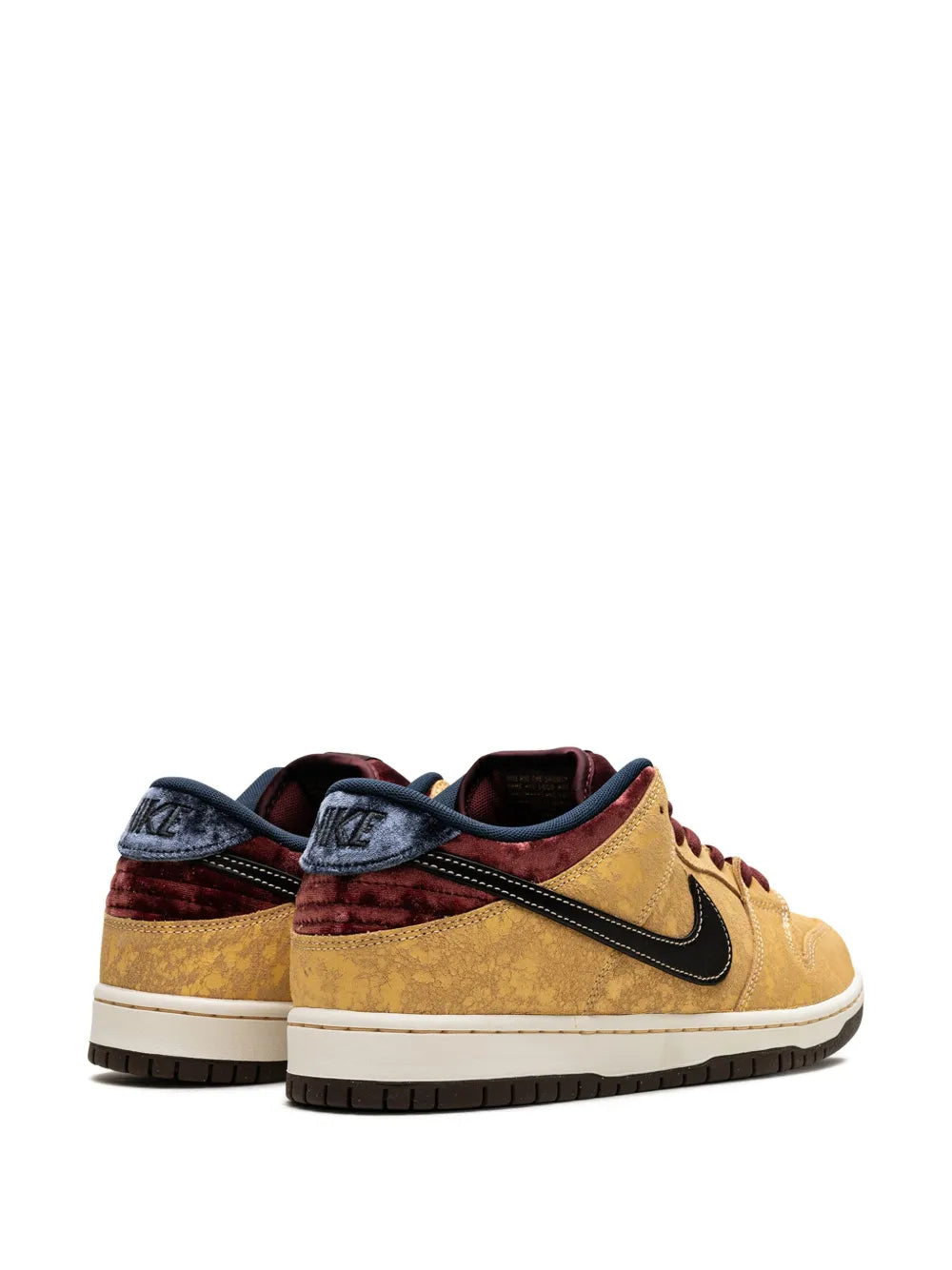 Nike Sb Dunk City Of Cinema Sneakers Grazuv Mart
