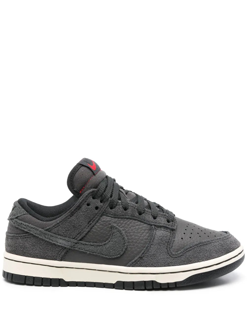 Nike Dunk Low Sneakers Grazuv Mart
