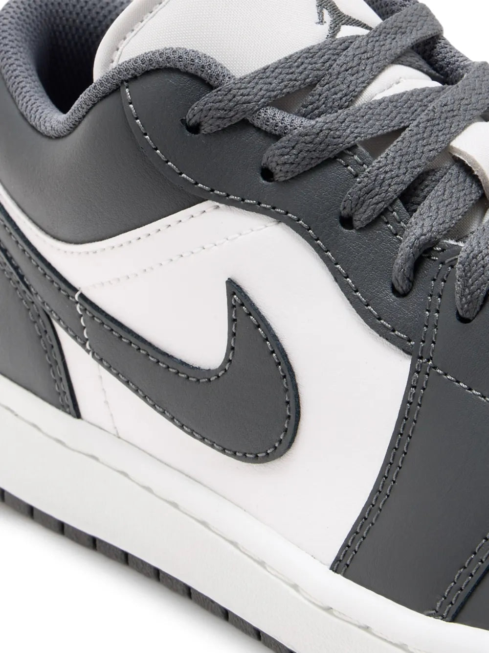 Nike Low-Top Sneakers Grazuv Mart