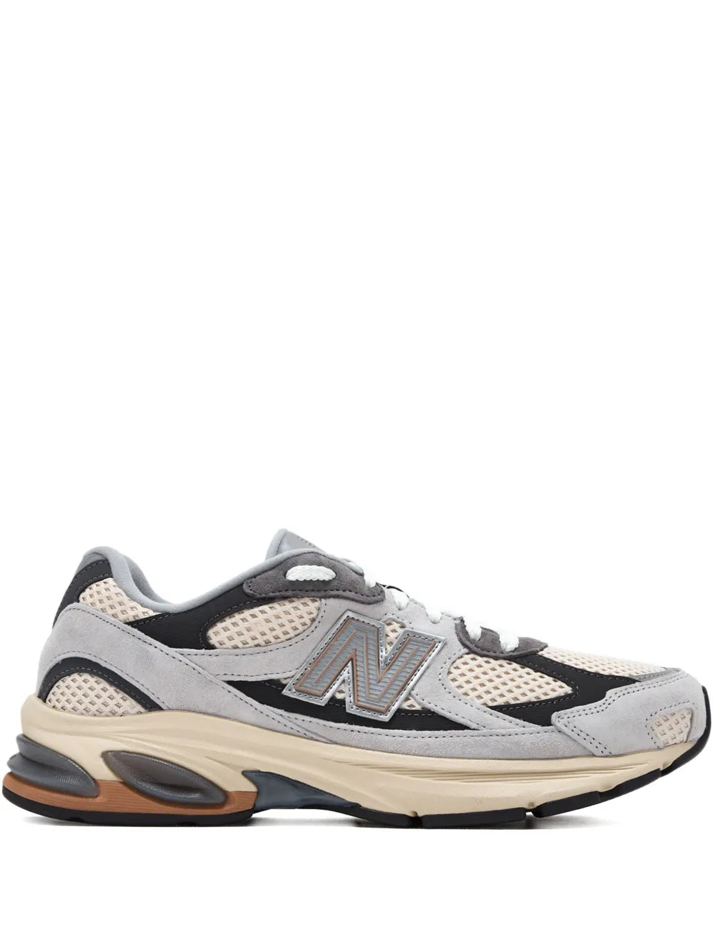 New Balance 2010 Panelled Low-Top Sneakers Grazuv Mart