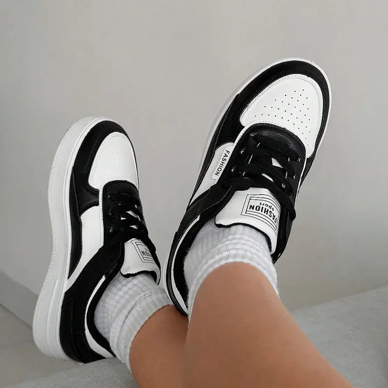 Womens Fashionable Casual Breathable Non-slip Sneakers.